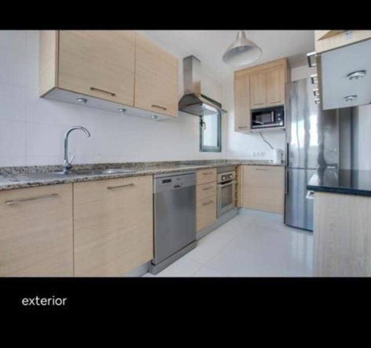Spacious Private Villa & Private Heated Pool - Villa Sunshine Коста-Тегісе Екстер'єр фото